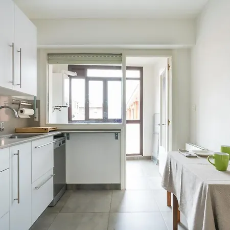 Telletxe By People Apartamento Algorta