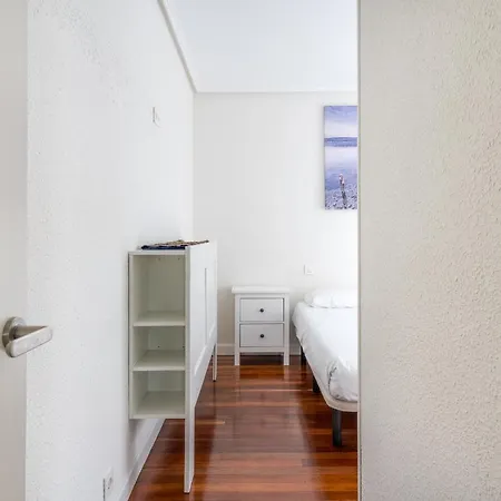 Telletxe By People *